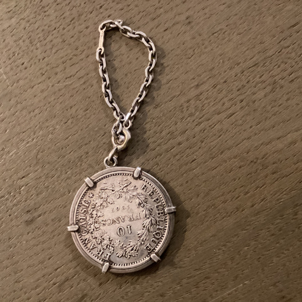 Medaille avec une Piéce de 10 francs hercule en argent date 1967